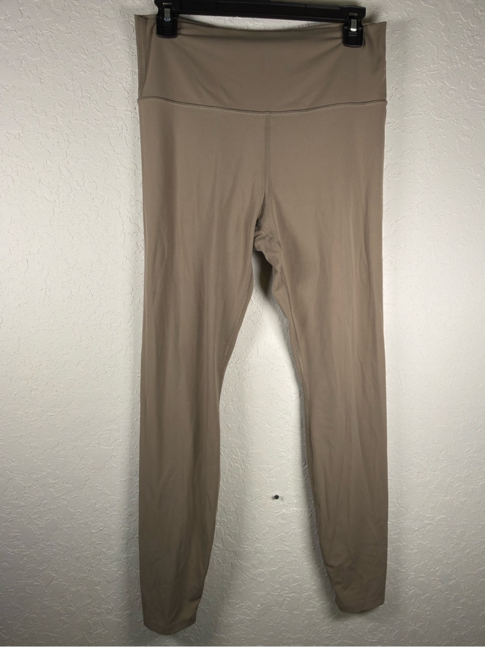 All in Motion Tan High Rise Leggings Women’s large